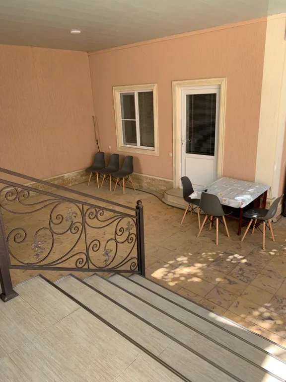 Коттедж Дом в центре города — Дербент