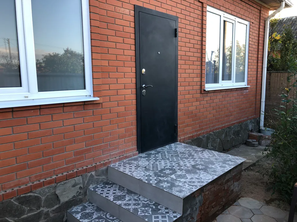 Коттедж Дом в центральной части — Новотитаровская