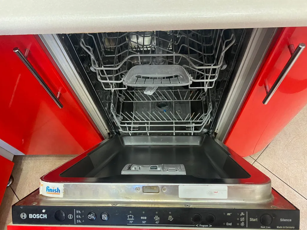 2-комнатная квартира у Лопатинского сада в самом центре