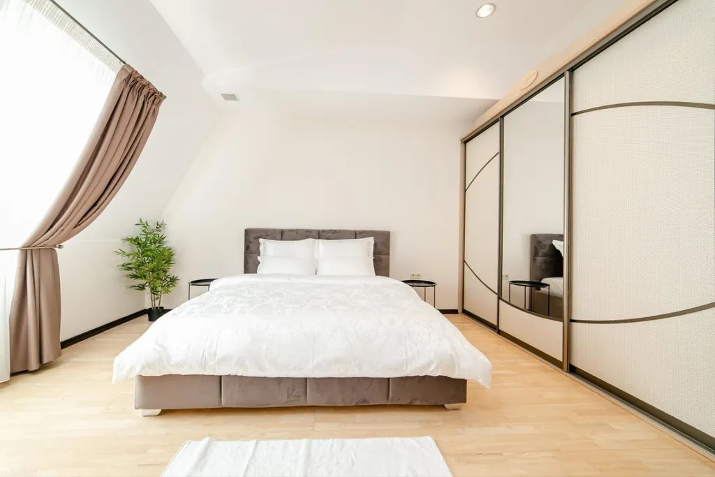 Элитные апартаменты на Димитрова