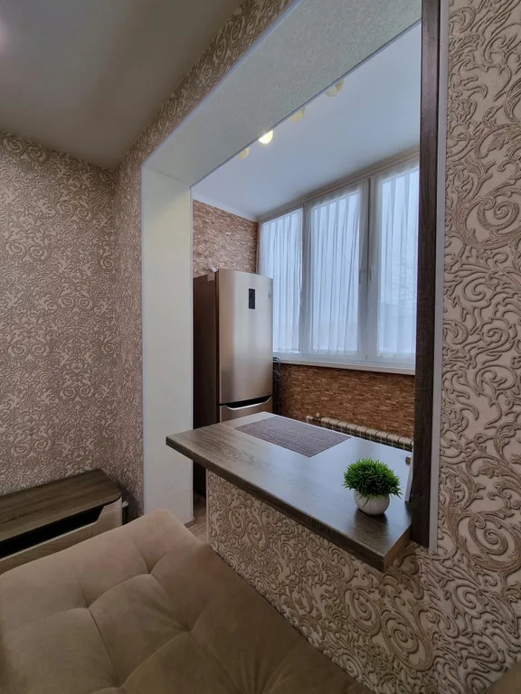 Отличная квартира с евроремонтом на Изыскателей 32В