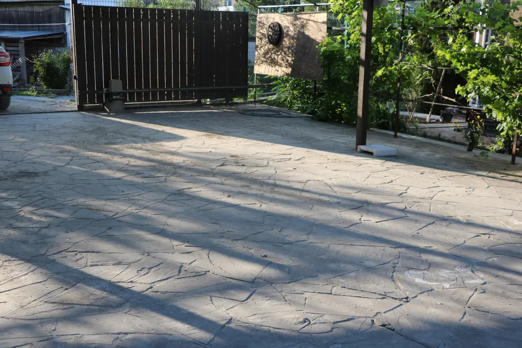 Дом с бассейном