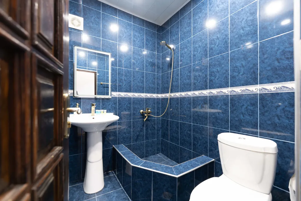 Two bedroom, newly renovated apartment