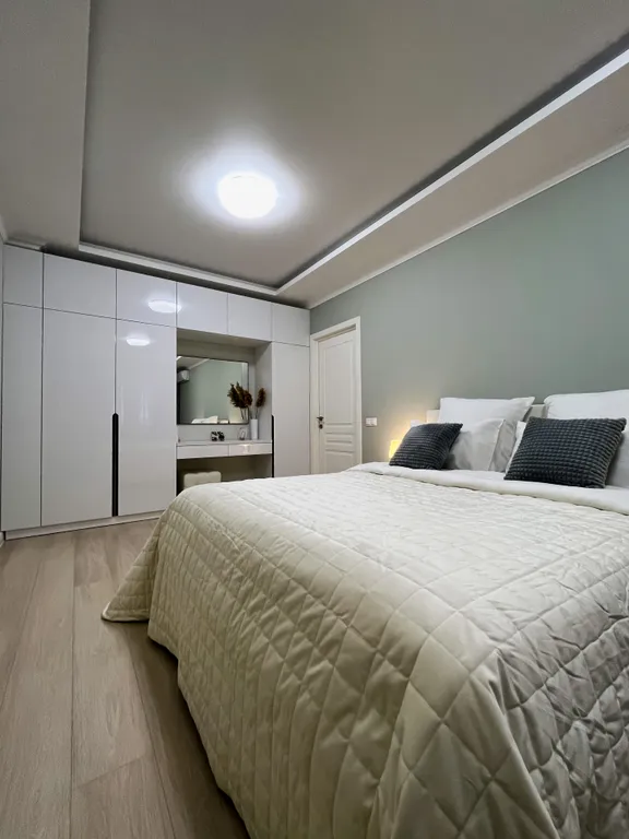 Большая видовая квартира у Крокуcа