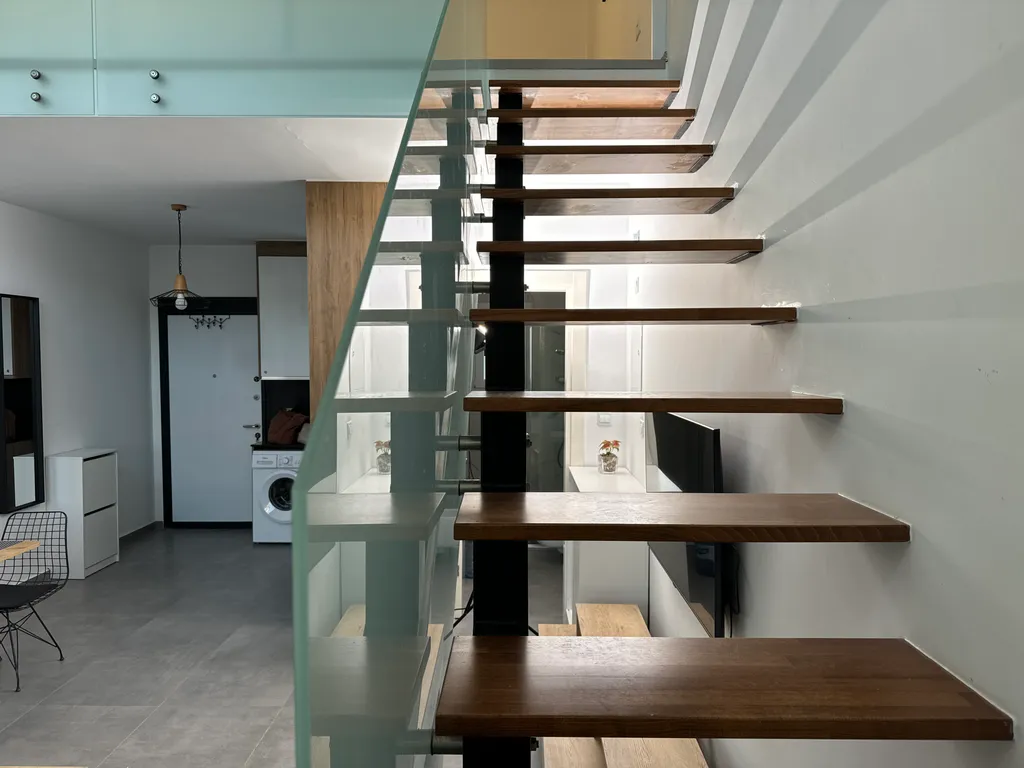 Уникальный лофт на первой береговой линии