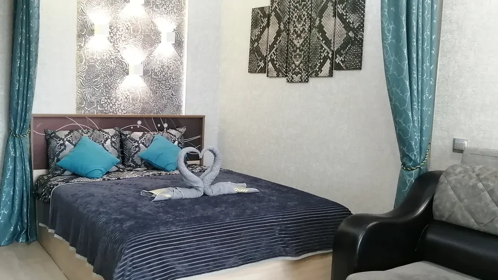 Квартира с панорамным видом на город у аэропорта