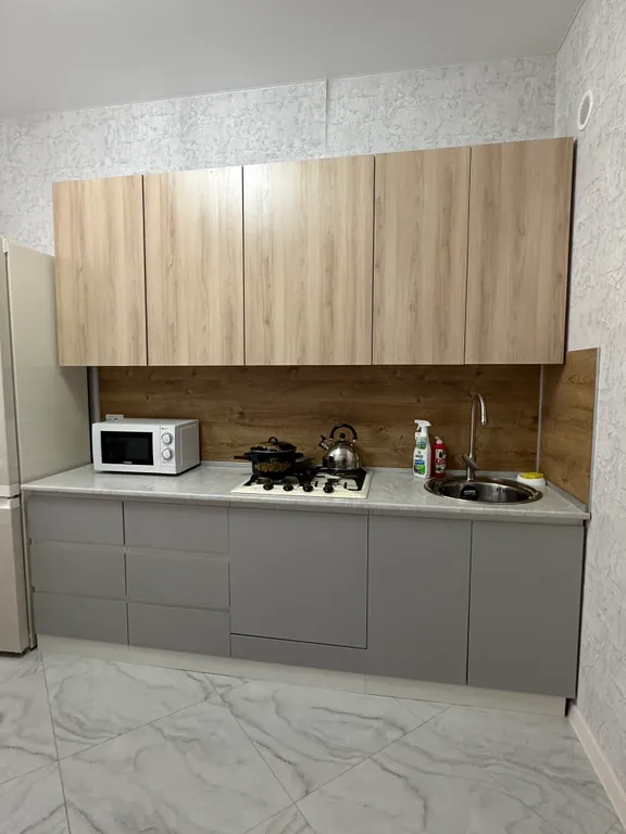 Уютная, новая квартира в центре города