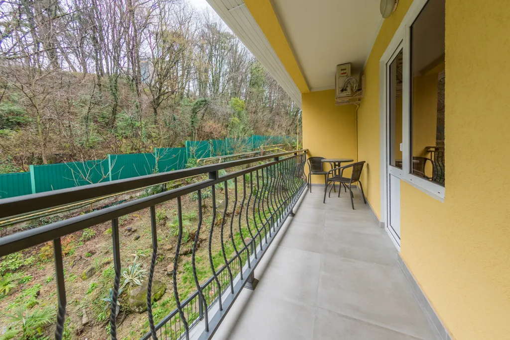 Улучшенный с балконом