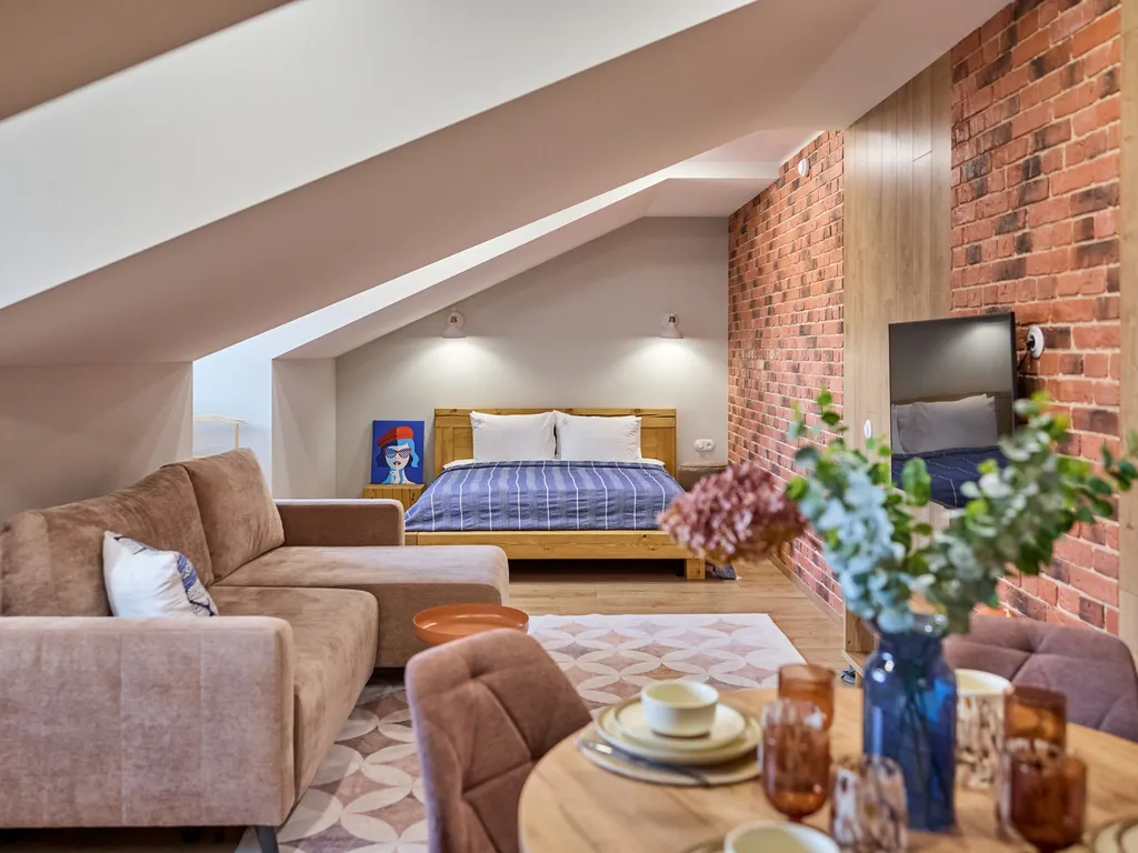 Квартира Яркая студия в самом центре — аренда посуточно в Гродно