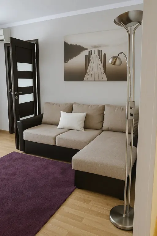 Большая просторная трешка, район Русское Поле