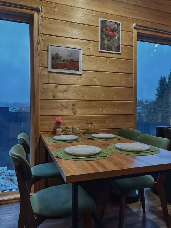 Коттедж Уютный загородный дом с сибирским чаном и спальней с видом на лес — Истра