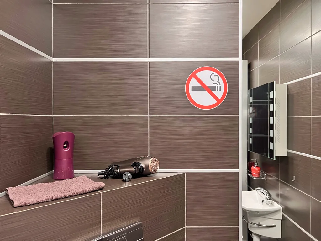 Стильная двухкомнатная квартира с разделенными комнатами в районе ГГМ