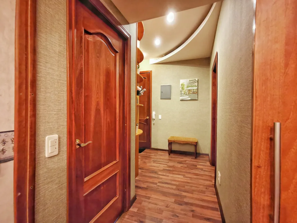 Квартира Квартира Уютный и просторный апартамент Апарт-Комфорт в центре — Ярославль