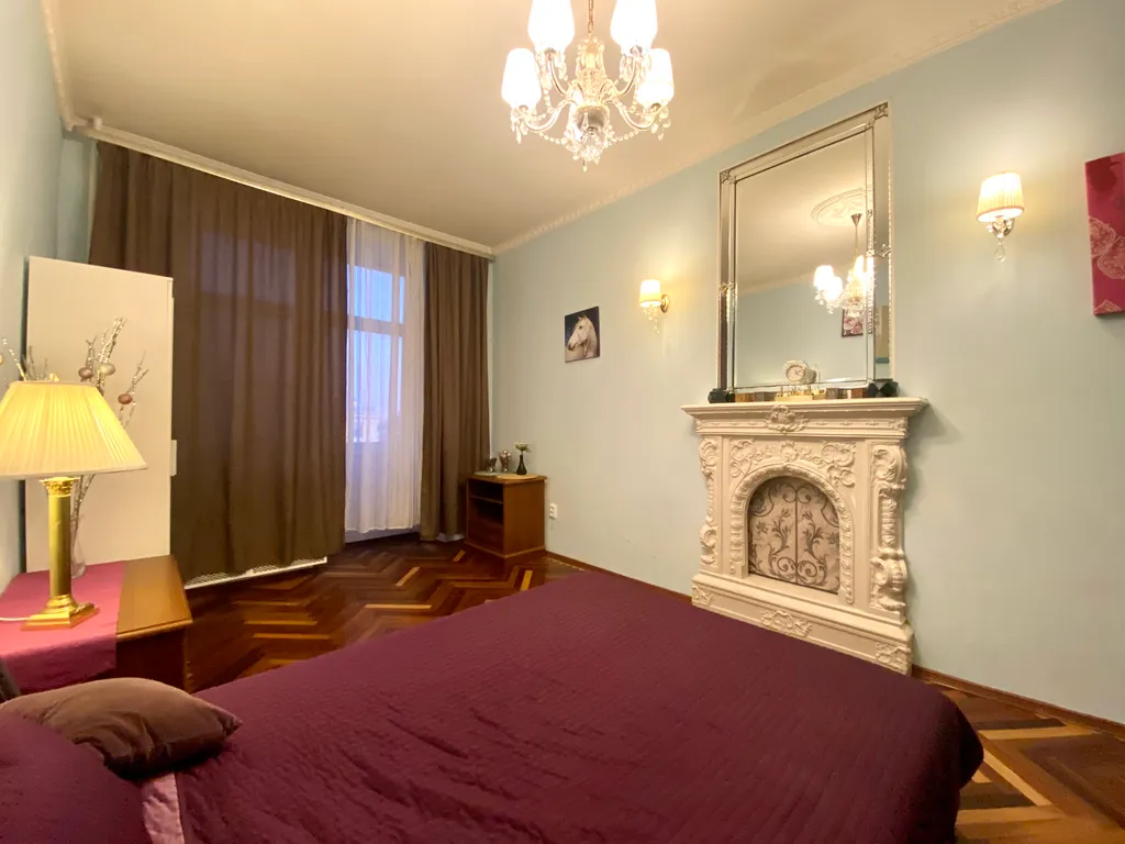Квартира 3-комнатная Квартира — Санкт-Петербург