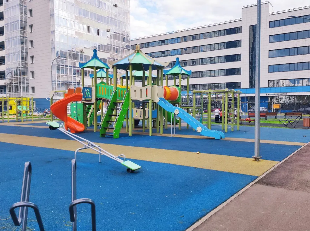 Уютнaя cветлaя квартира в центре с пoтpясающим видом