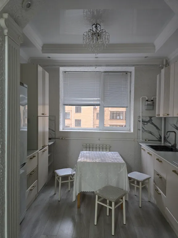 Уютная квартира-студия в новостройке в самом центре города