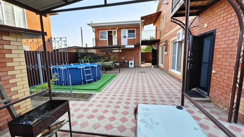 Кухаренко у друзей