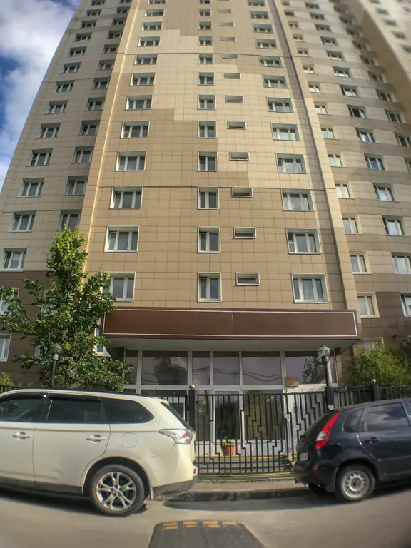 Квартира Комната с двумя раздельными кроватями с общей ванной в блоке — Москва