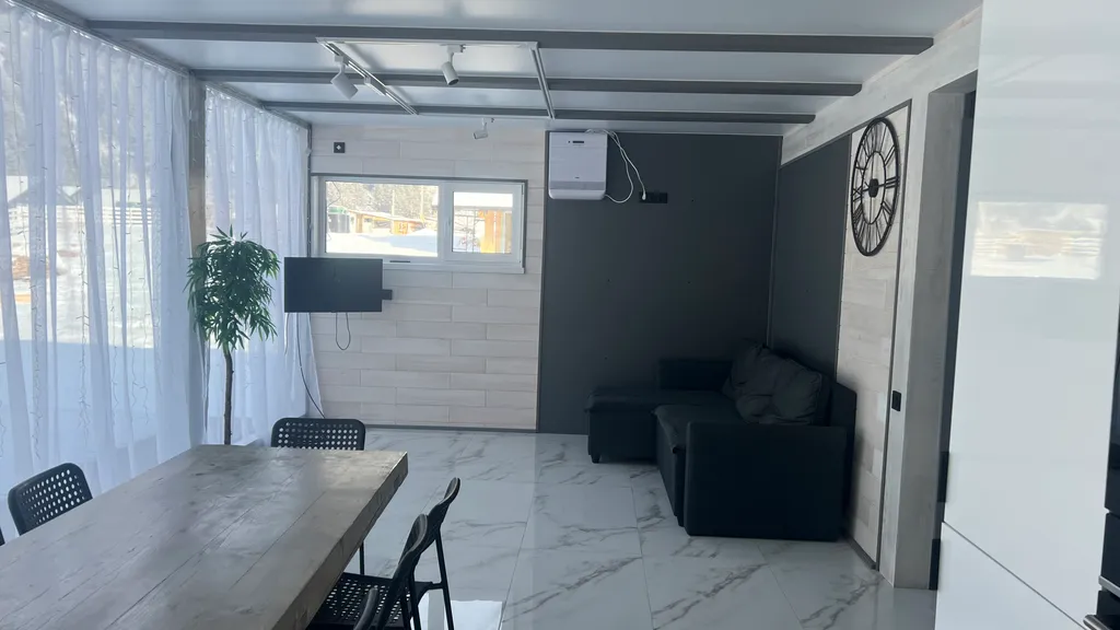 Альпис резидент