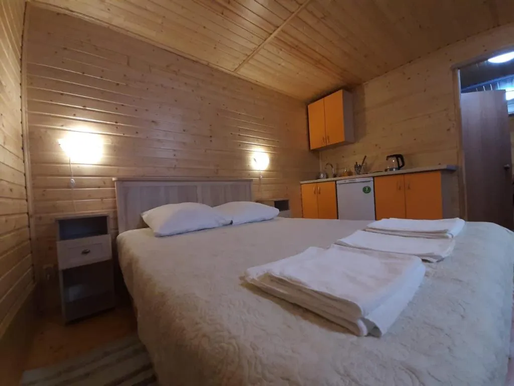 Коттедж 1-комнатный Дом — Архыз