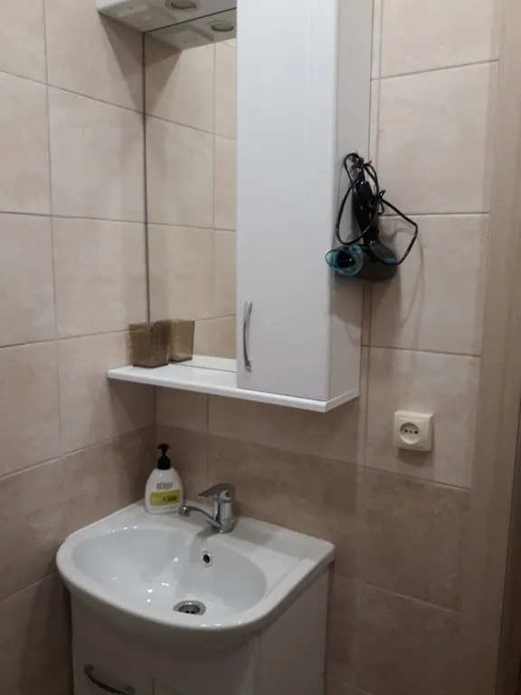 Небольшой 2-х местный номер с 1 двуспальной кроватью