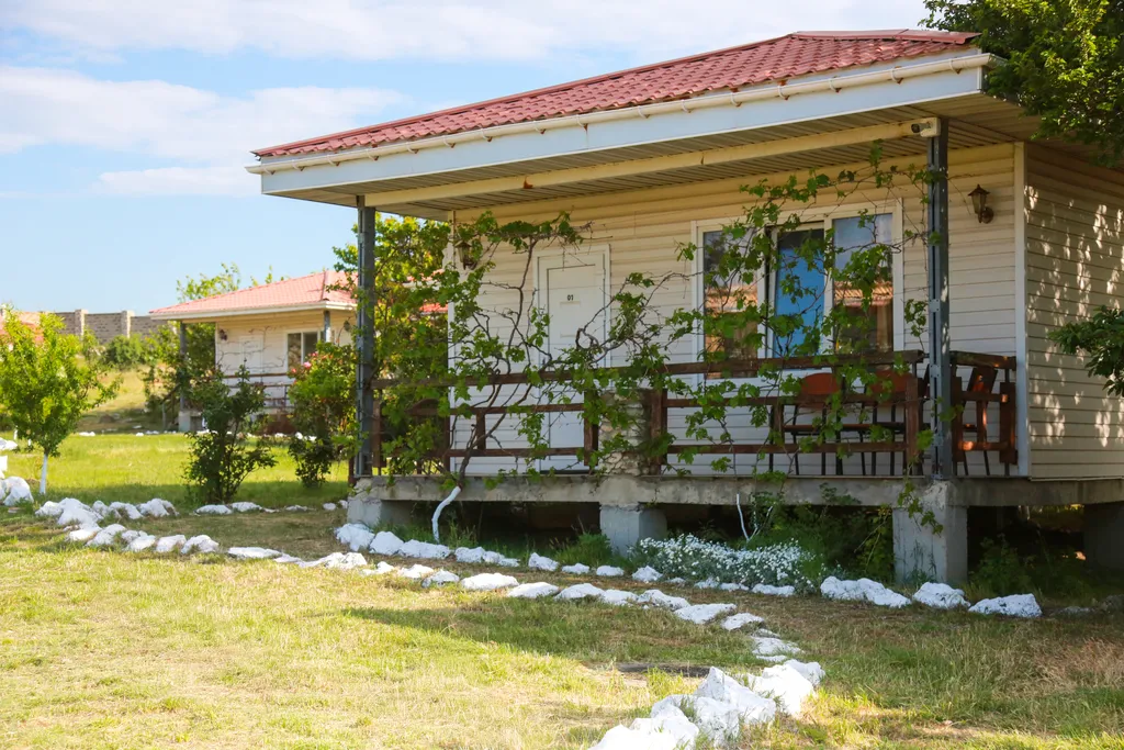 Уютные домики для комфортного проживания.