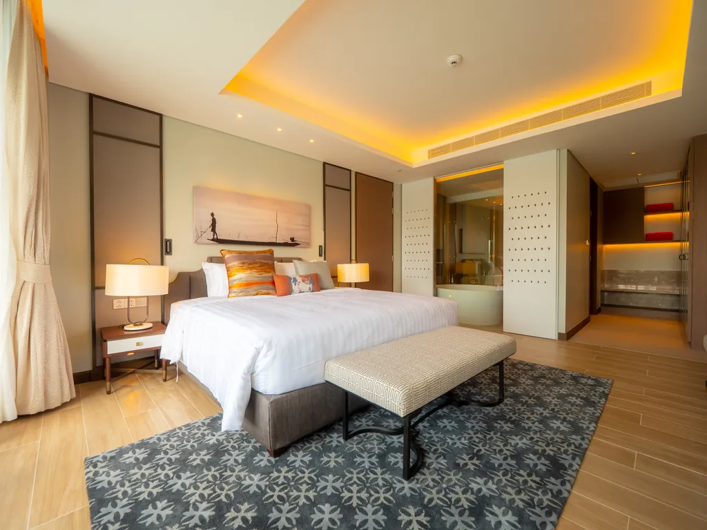 Angsana Oceanview Apartments with jacuzzi in Laguna area N122