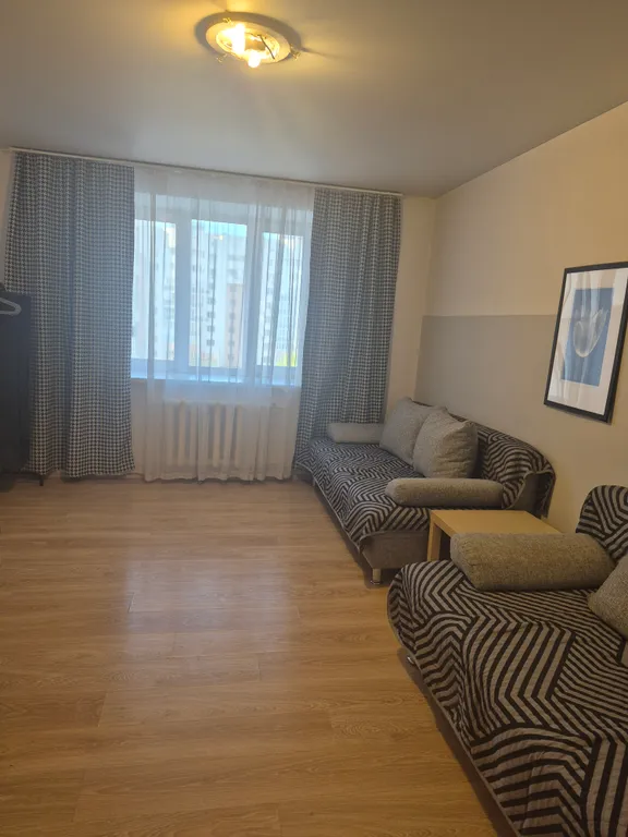 Большая 3 комнатная квартира при въезде в г Уфа со стороны Аэропорта