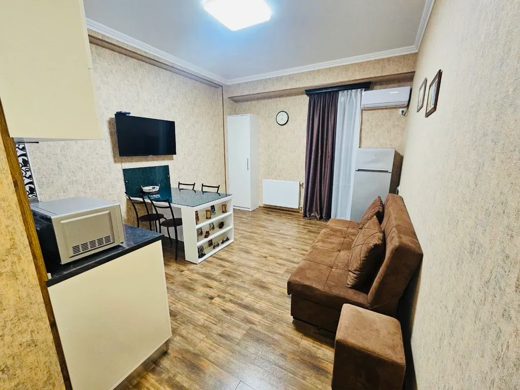 Квартира в центре с изолированной спальней, кухней-гостиной 6 этаж