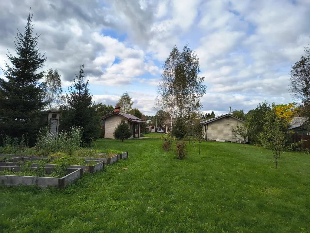 Русская усадьба с баней со швейцарским флёром