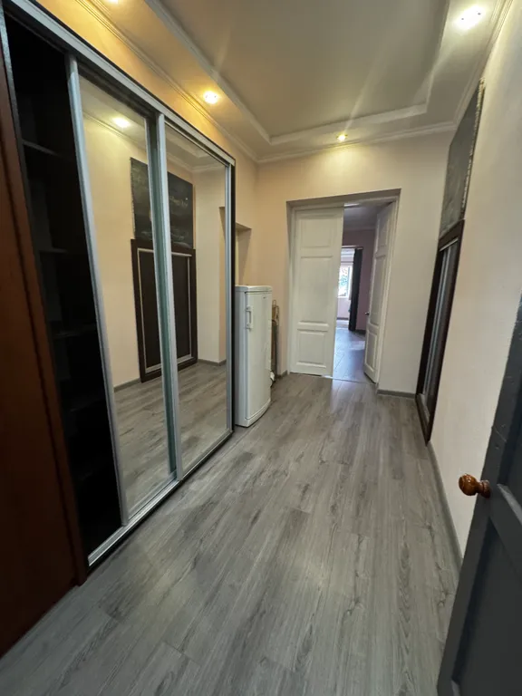 Просторная трёхкомнатная квартира