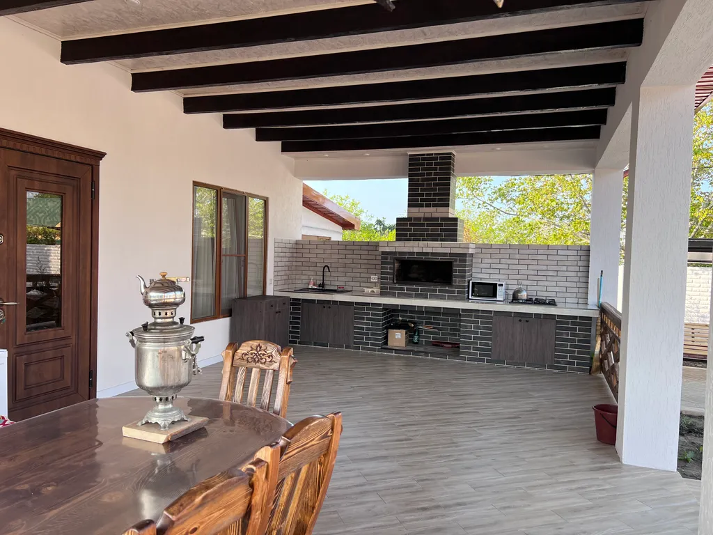 Коттедж у моря и лианового леса