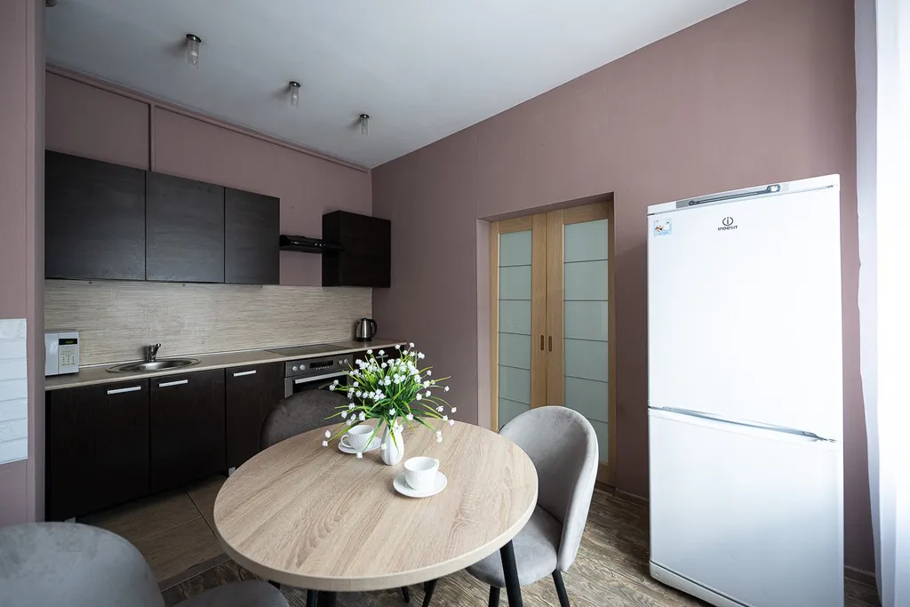 На площади Революции