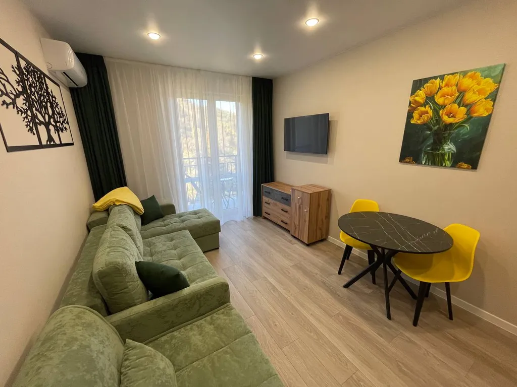 Уютная студия для пары, семьи, друзей