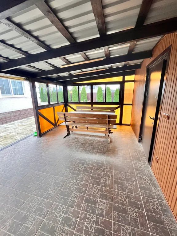 Уютный светлый дом с баней