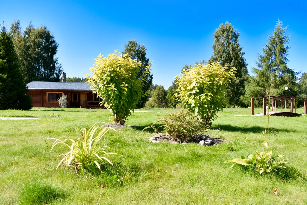 Семейный коттедж с сауной, на тихом берегу озера Воукса