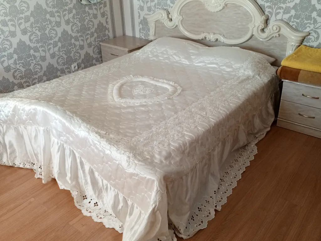 Двухкомнатный с балконом