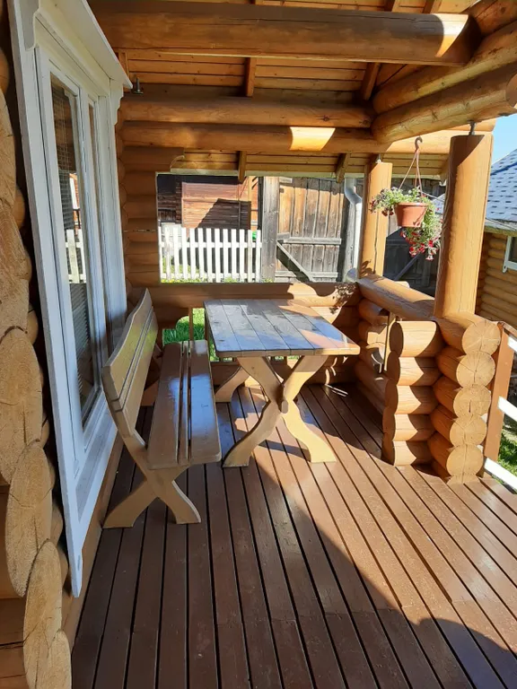 Дом на берегу озера