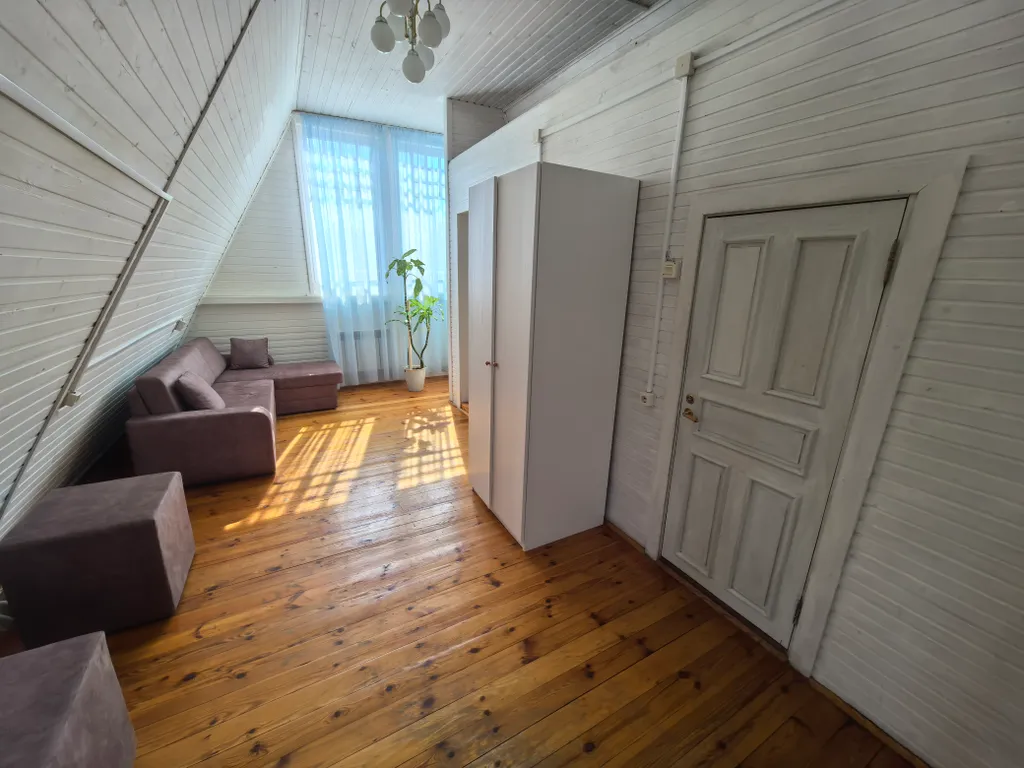 Дом 290 м2 на участке 100 соток