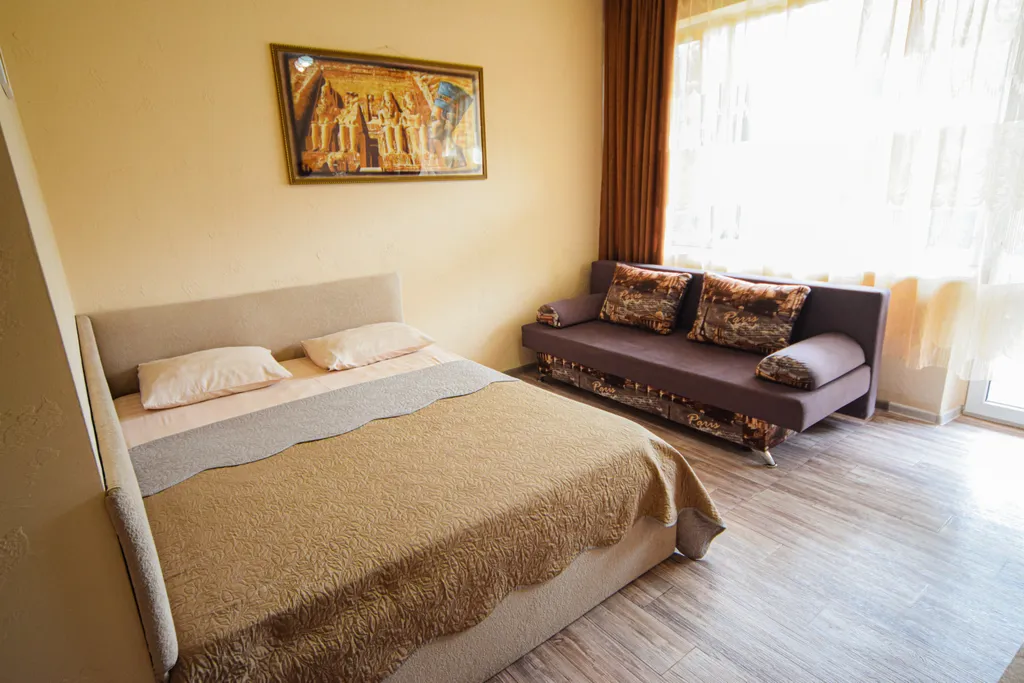 Стандартный номер с балконом с видом на Генуэзскую крепость