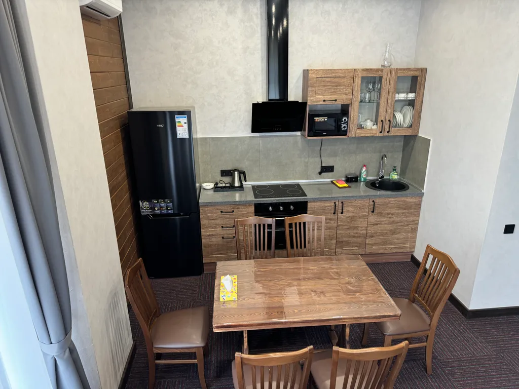 Студия и спальня с панорамными окнами