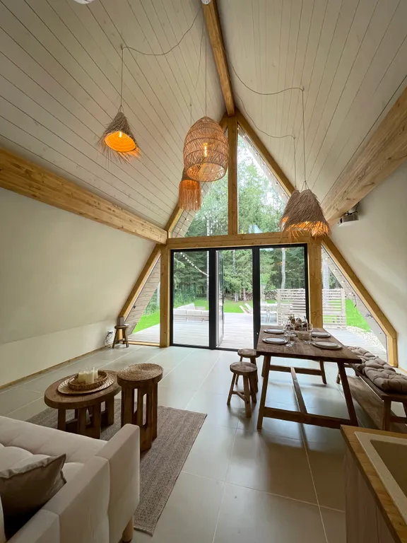 Коттедж Балийский домик №2 с собственным выходом в лес — аренда посуточно в Клин