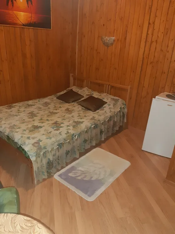 Дом на территории пансионата Буревестник