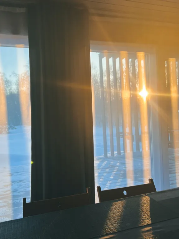 Коттедж Семейный коттедж на берегу реки Лава — Ручьи