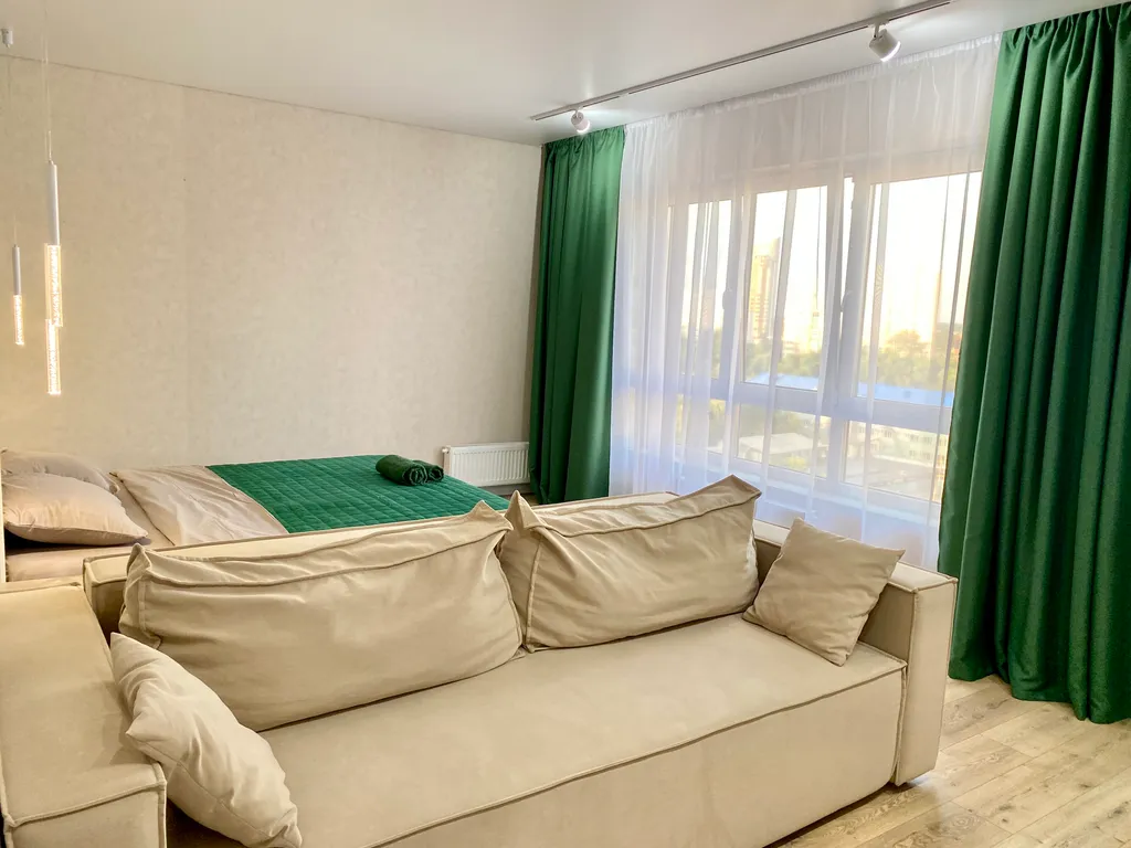 Просторная, красивая квартира в центре с прекрасным видом на реку и на город