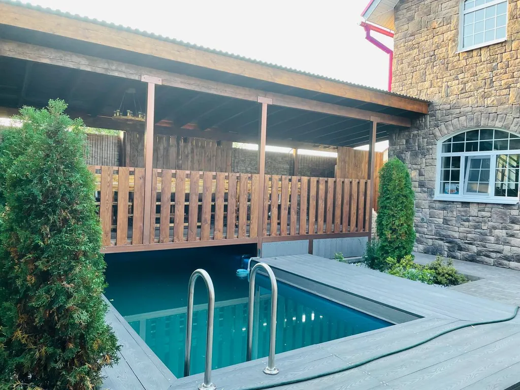 Новый, уютный, современные дом с дизайнерским ремонтом