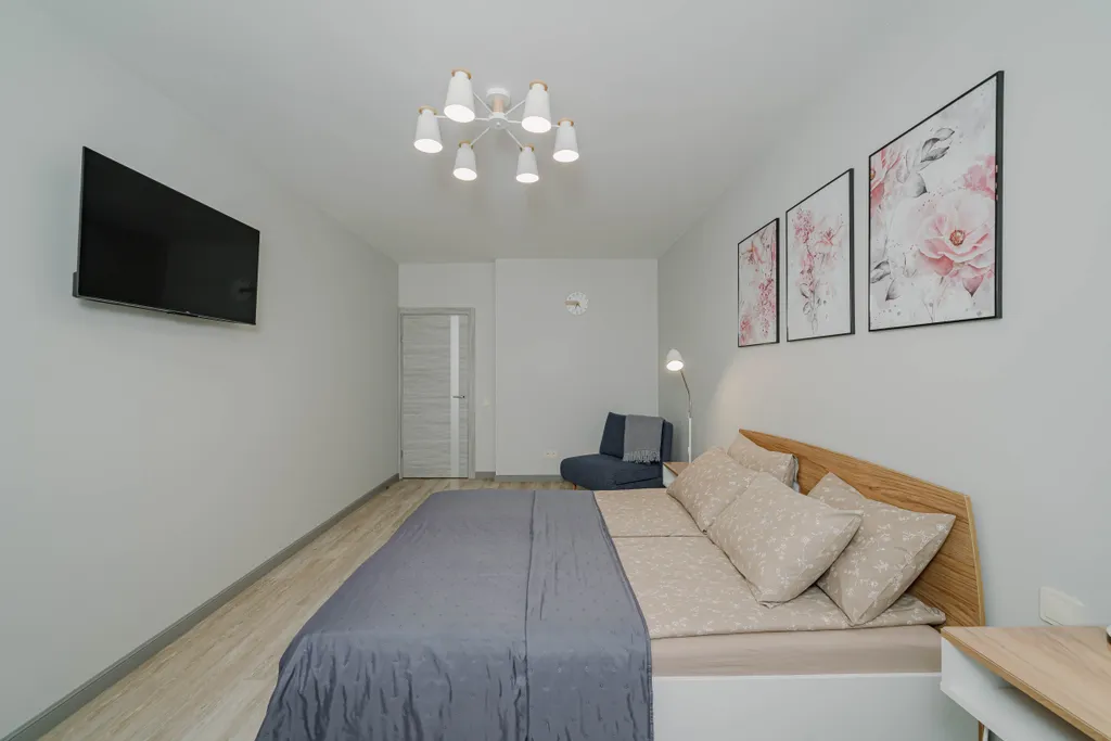 Квартира Просторная и светлая квартира — Екатеринбург