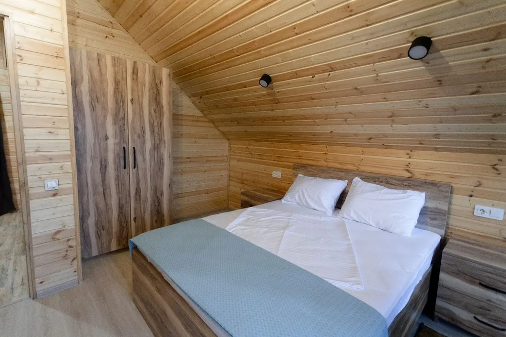 Коттедж с видом на город