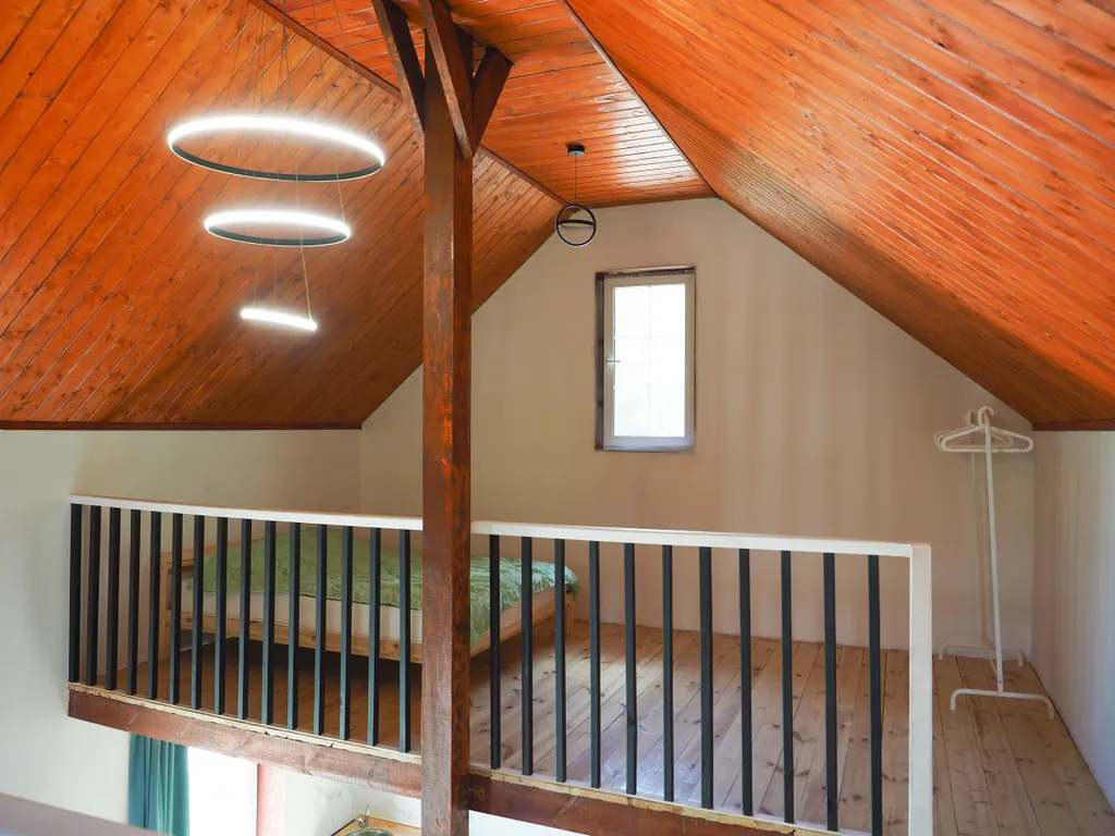 Уютный домик в лесу с русской баней и чаном