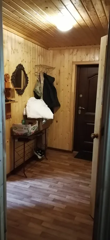 Дом рядом с озером